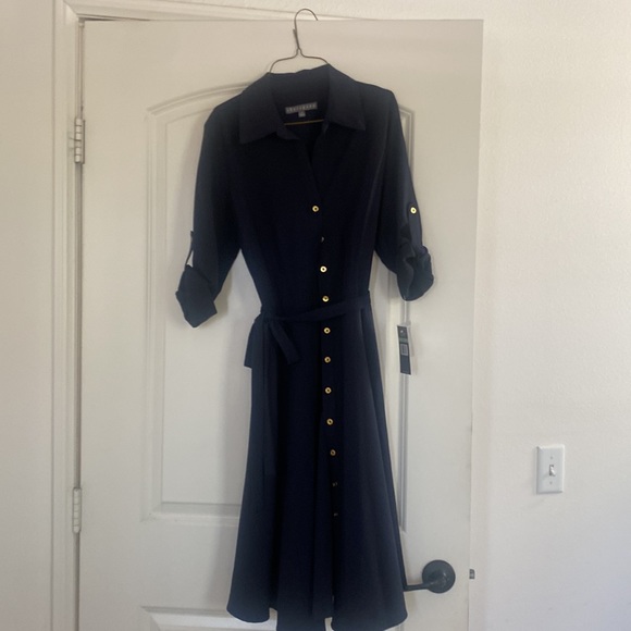 Dresses & Skirts - Sharagano Dress Size 8